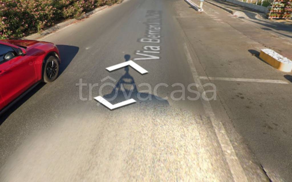 negozio in vendita a Roma in zona Romanina