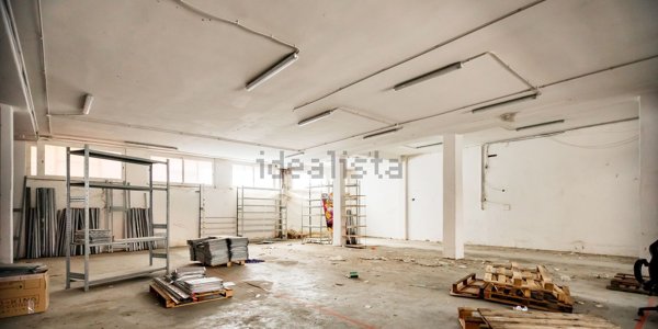 locale di sgombero in vendita a Roma in zona Prenestino-Centocelle