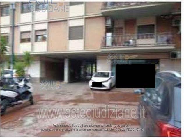 negozio in vendita a Roma in zona Gianicolense