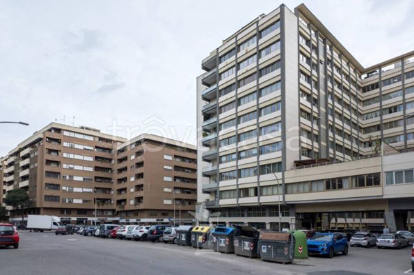 appartamento in vendita a Roma in zona Ostiense
