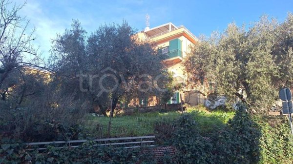appartamento in vendita a Roma in zona Sette Bagni