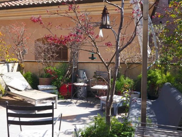 appartamento in vendita a Roma in zona Rione Regola