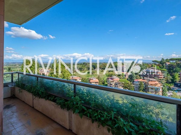appartamento in vendita a Roma in zona Olgiata