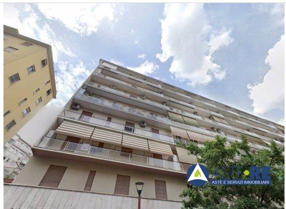 appartamento in vendita a Roma in zona Ostiense