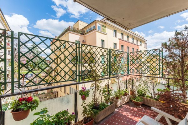 appartamento in vendita a Roma in zona Nomentano