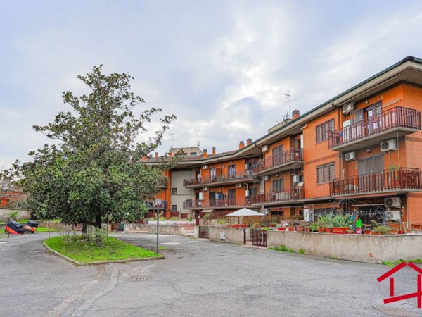 appartamento in vendita a Roma in zona Romanina