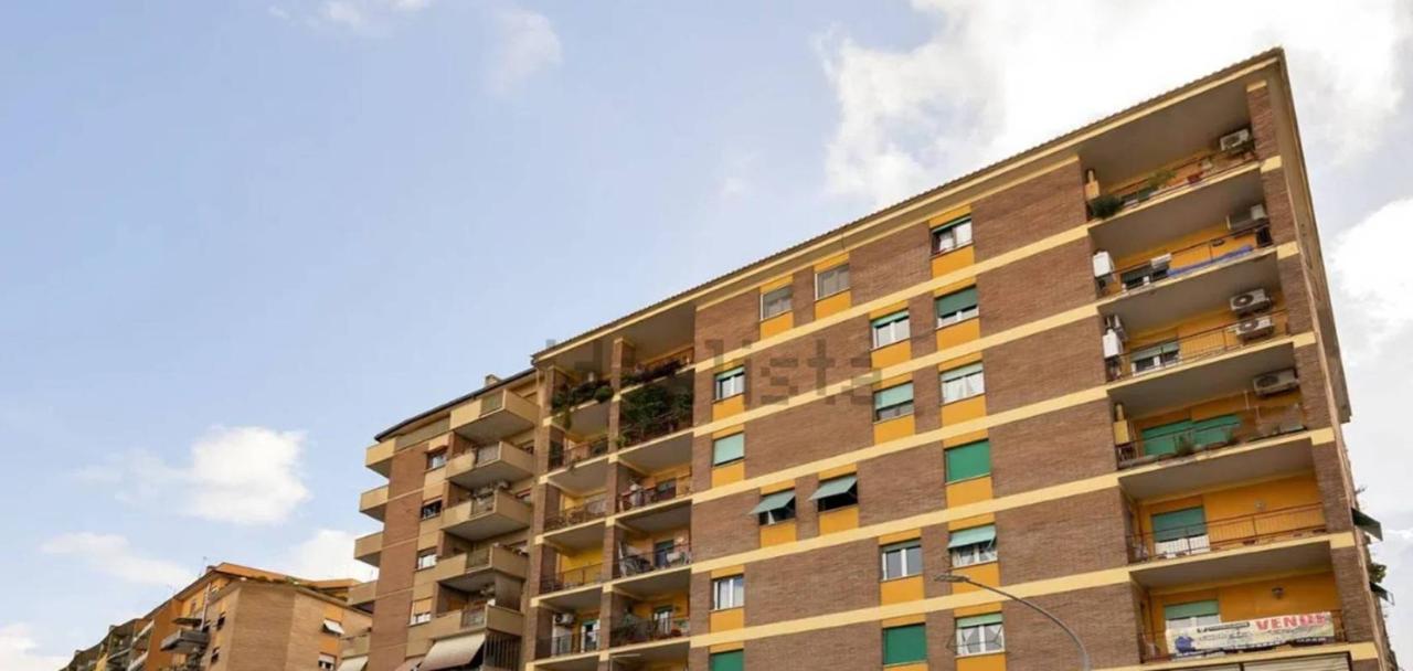 appartamento in vendita a Roma in zona Prenestino-Centocelle