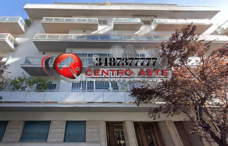 appartamento in vendita a Roma in zona Della Vittoria