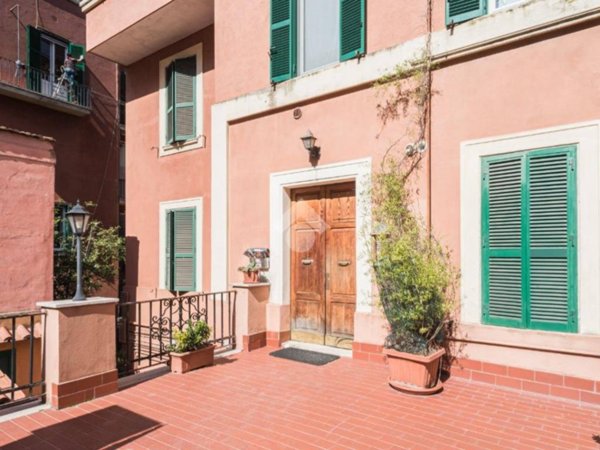 appartamento in vendita a Roma in zona Gianicolense
