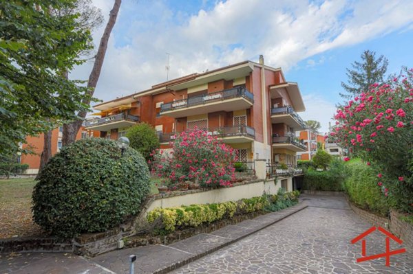 appartamento in vendita a Roma in zona Mezzocammino