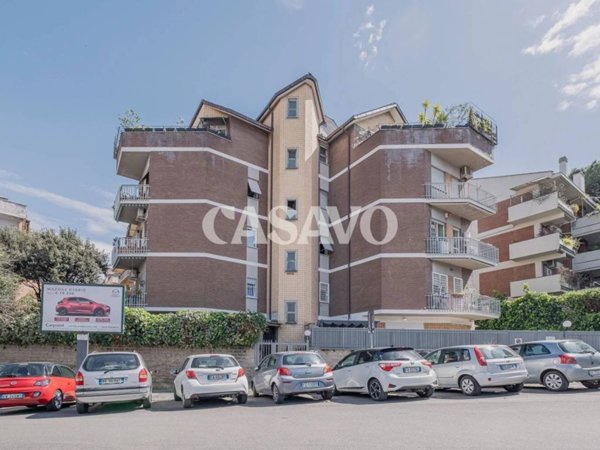 appartamento in vendita a Roma in zona Gianicolense