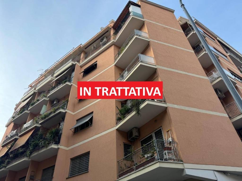 appartamento in vendita a Roma in zona Prenestino-Centocelle