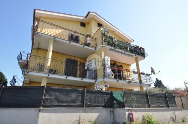 appartamento in vendita a Roma in zona Finocchio