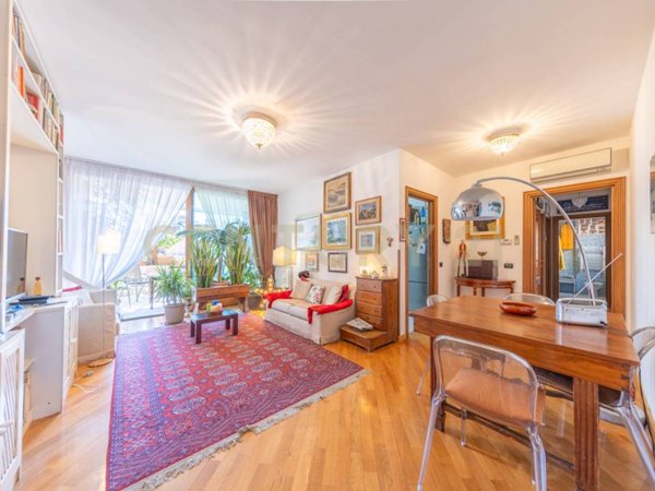 appartamento in vendita a Roma in zona Grottarossa