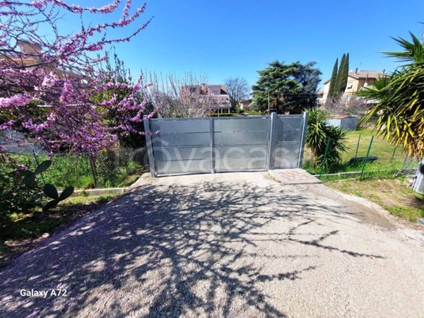 terreno agricolo in vendita a Roma in zona Casalotti