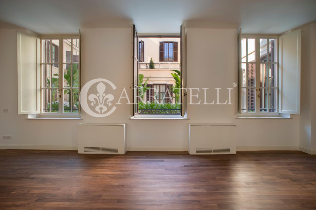 appartamento in vendita a Roma in zona Campo Marzio