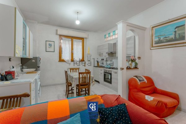 appartamento in vendita a Roma in zona Ostiense