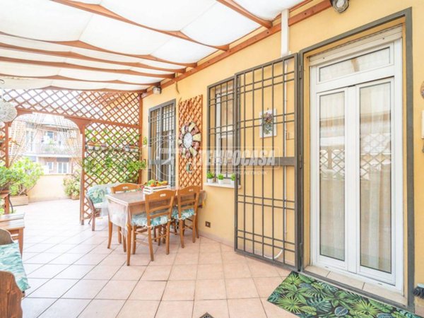 appartamento in vendita a Roma in zona Appio Claudio