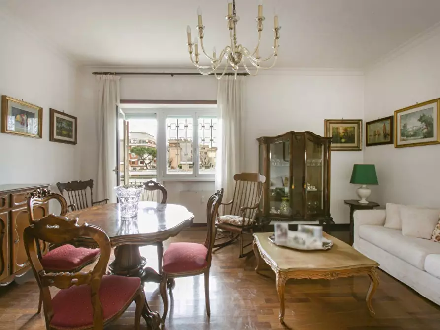 appartamento in vendita a Roma in zona Appio Latino