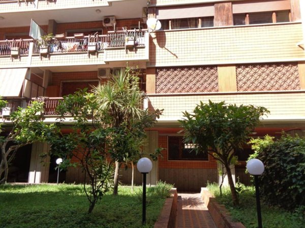 appartamento in vendita a Roma in zona Ostia