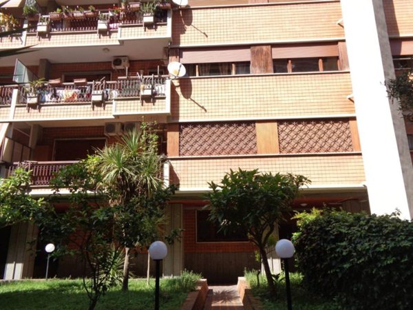 appartamento in vendita a Roma in zona Ostia