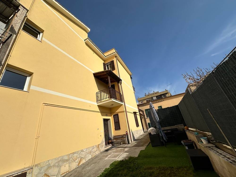appartamento in vendita a Roma in zona Torrevecchia