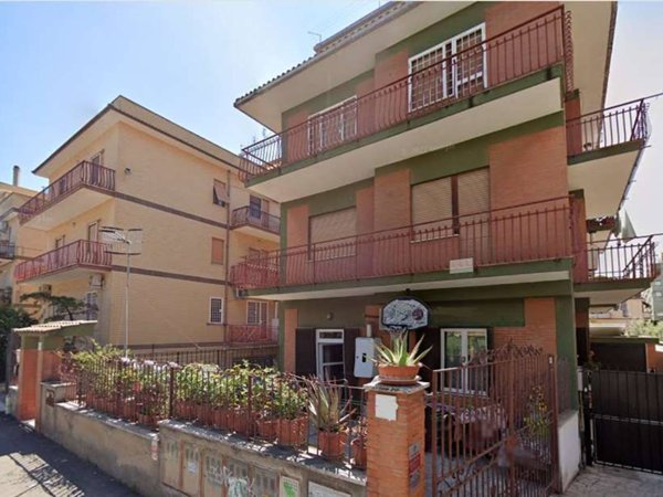 appartamento in vendita a Roma in zona Tor Bella Monaca