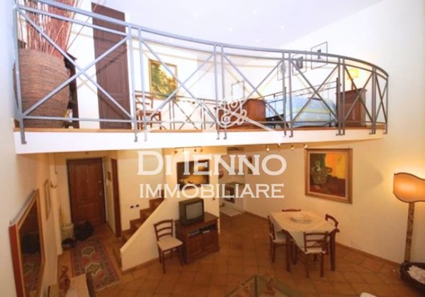 appartamento in vendita a Roma in zona Trastevere