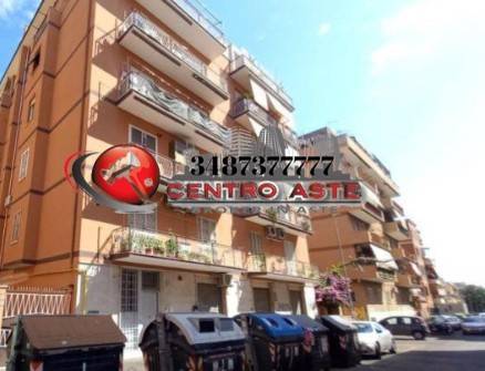 appartamento in vendita a Roma in zona Prenestino-Centocelle