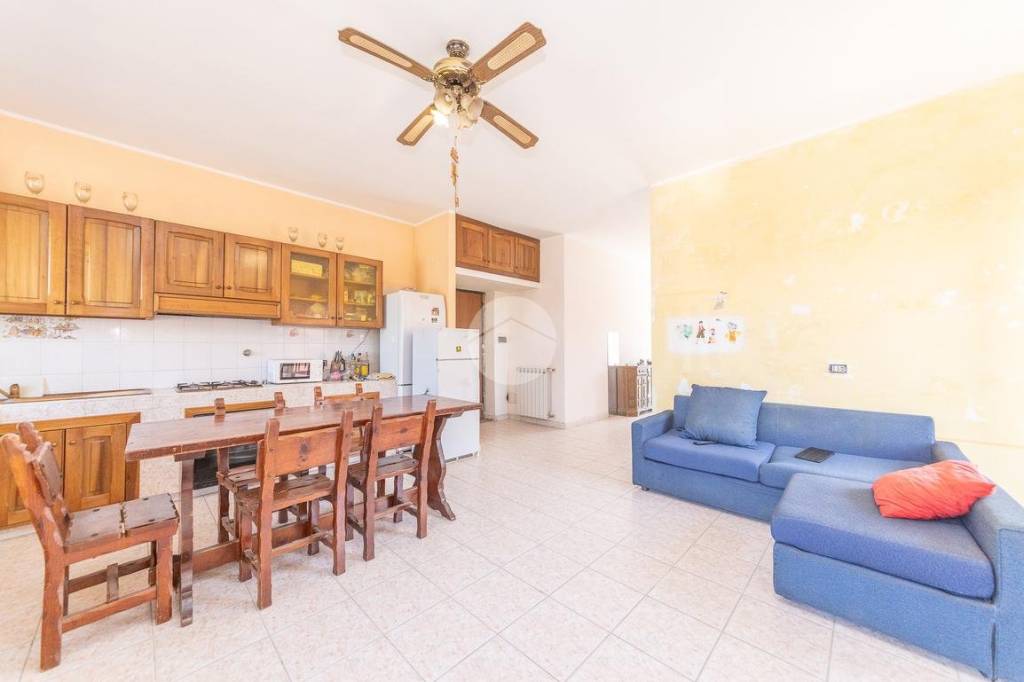 appartamento in vendita a Roma in zona Finocchio