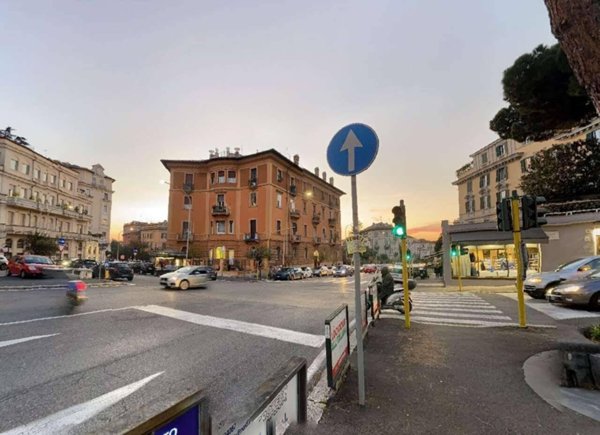 appartamento in vendita a Roma in zona Parioli