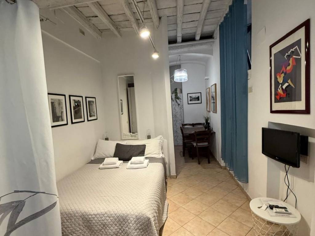 appartamento in vendita a Roma in zona Parione/Sant'Eustachio