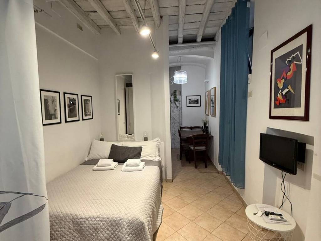 appartamento in vendita a Roma in zona Parione/Sant'Eustachio