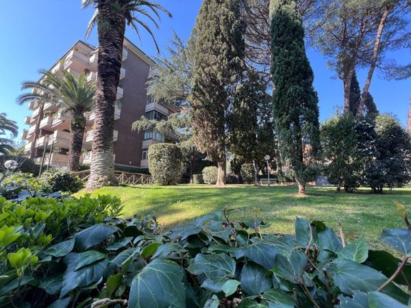 appartamento in vendita a Roma in zona Tor di Quinto