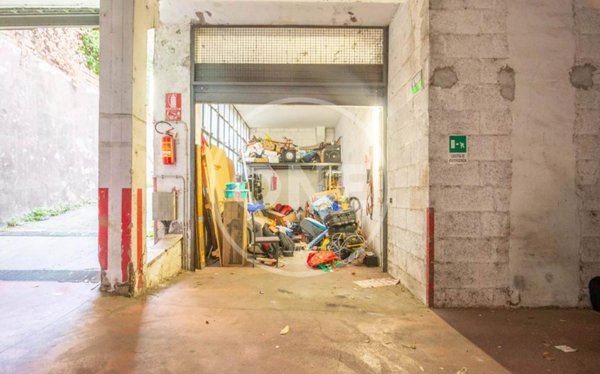 negozio in vendita a Roma in zona Tor Sapienza