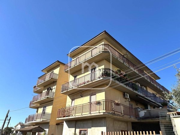 appartamento in vendita a Roma in zona Finocchio