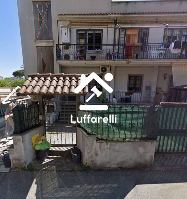 appartamento in vendita a Roma in zona Finocchio