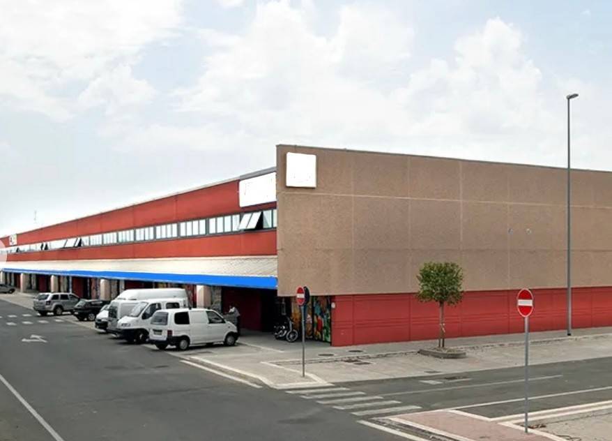 locale commerciale in vendita a Roma in zona Massimina/Casal Lumbroso