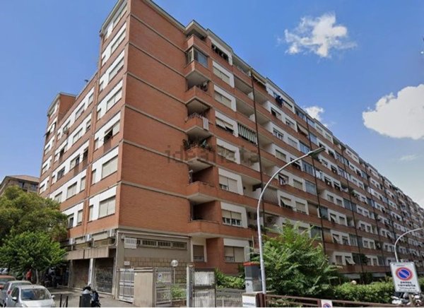 appartamento in vendita a Roma in zona Collatino
