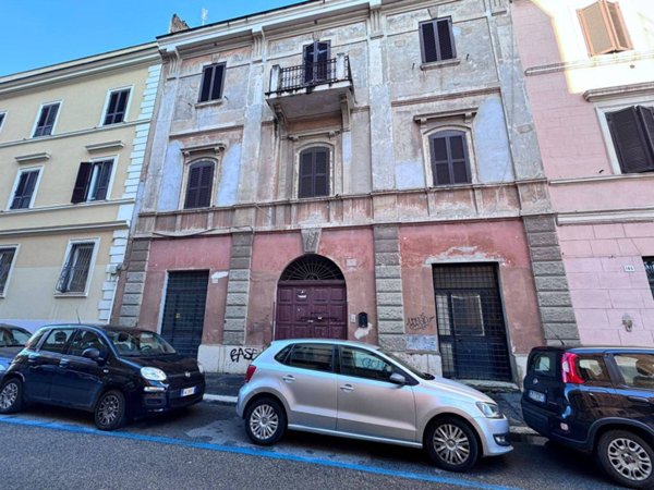intera palazzina in vendita a Roma in zona Tiburtino