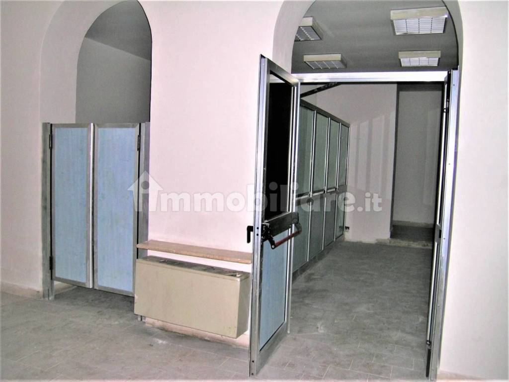 trivano in vendita a Roma in zona Esquilino