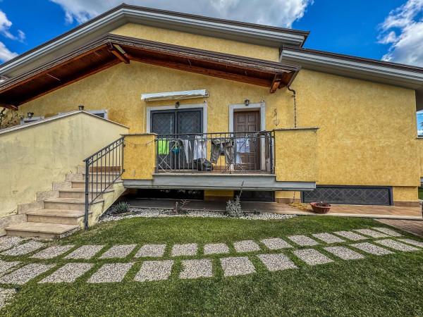 casa indipendente in vendita a Roma in zona Infernetto