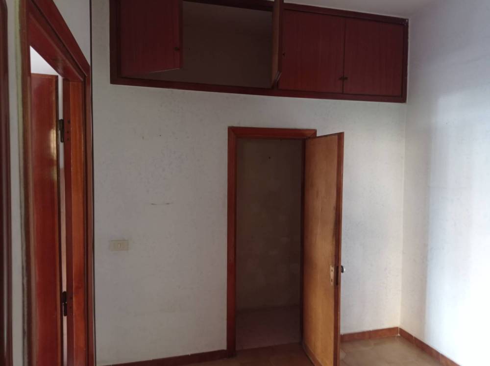 appartamento in vendita a Roma in zona Torre Angela