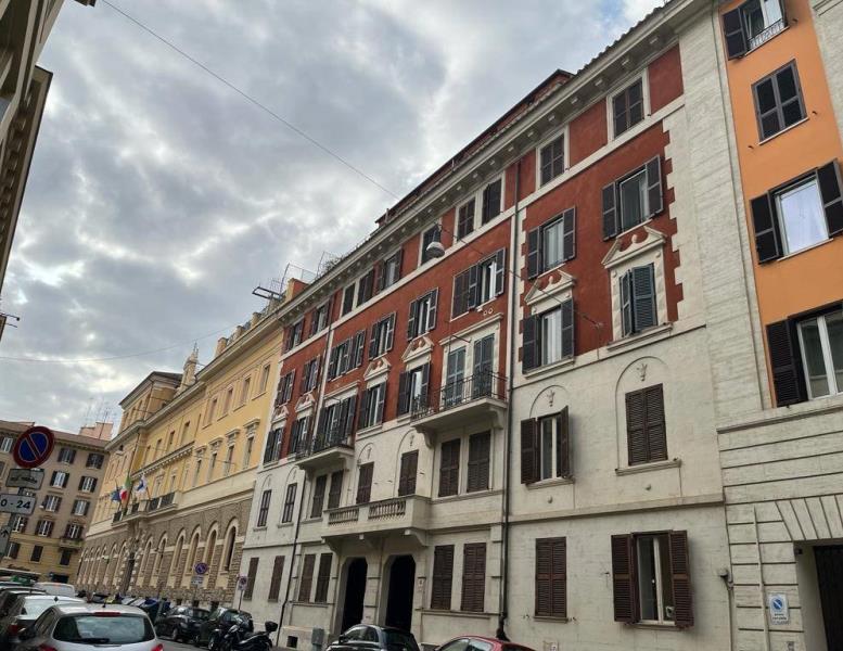 appartamento in vendita a Roma in zona Della Vittoria