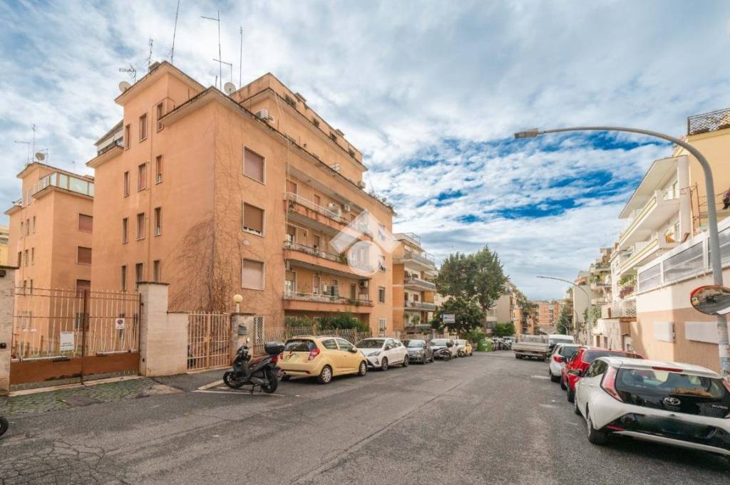 appartamento in vendita a Roma