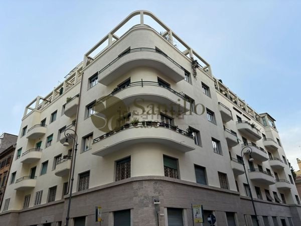 appartamento in vendita a Roma in zona Esquilino