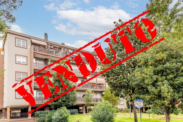 appartamento in vendita a Roma in zona Cinecittà