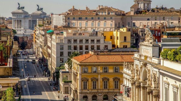 appartamento in vendita a Roma in zona Castro Pretorio