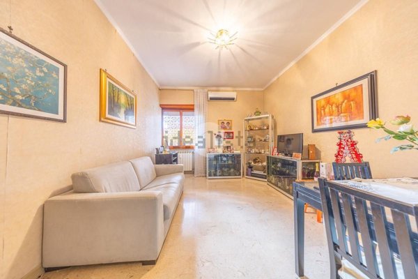 appartamento in vendita a Roma in zona Appio Pignatelli