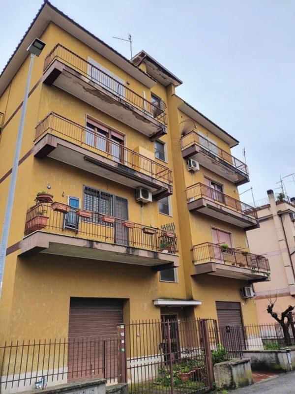 appartamento in vendita a Roma in zona Prima Porta